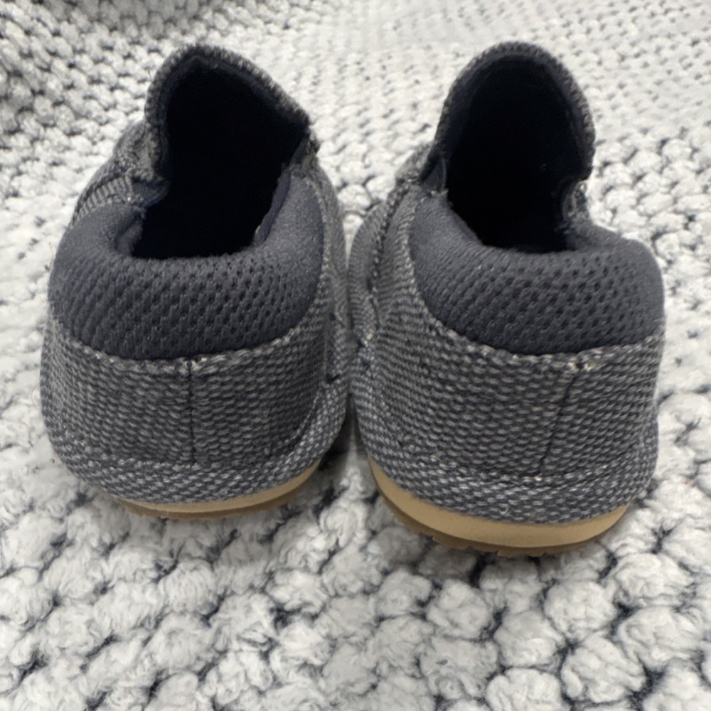 The Children's Place Gray Canvas Loafer Slip-On Shoes Size 5 Unisex Baby - Picture 2 of 7
